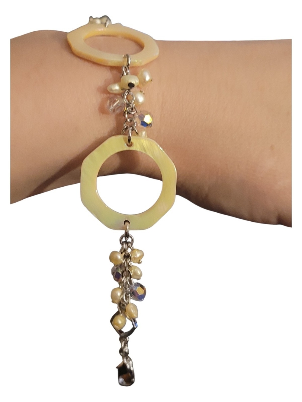 Butter Colored Mother-of-Pearl Link Bracelet with Silver Accents